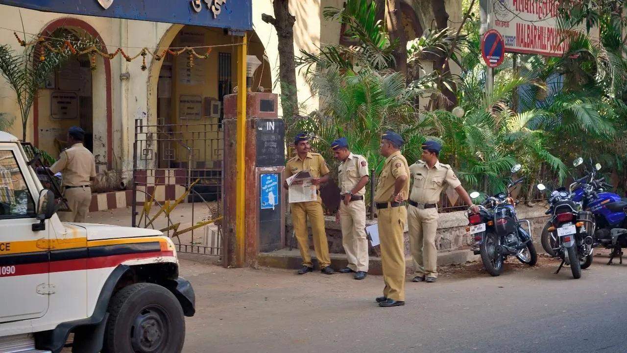 Threat letter to Salman Khan: Mumbai Police question Siddhesh Kamble held in Moose Wala murder case Threat letter to Salman Khan: Mumbai Police question Siddhesh Kamble held in Moose Wala murder case
